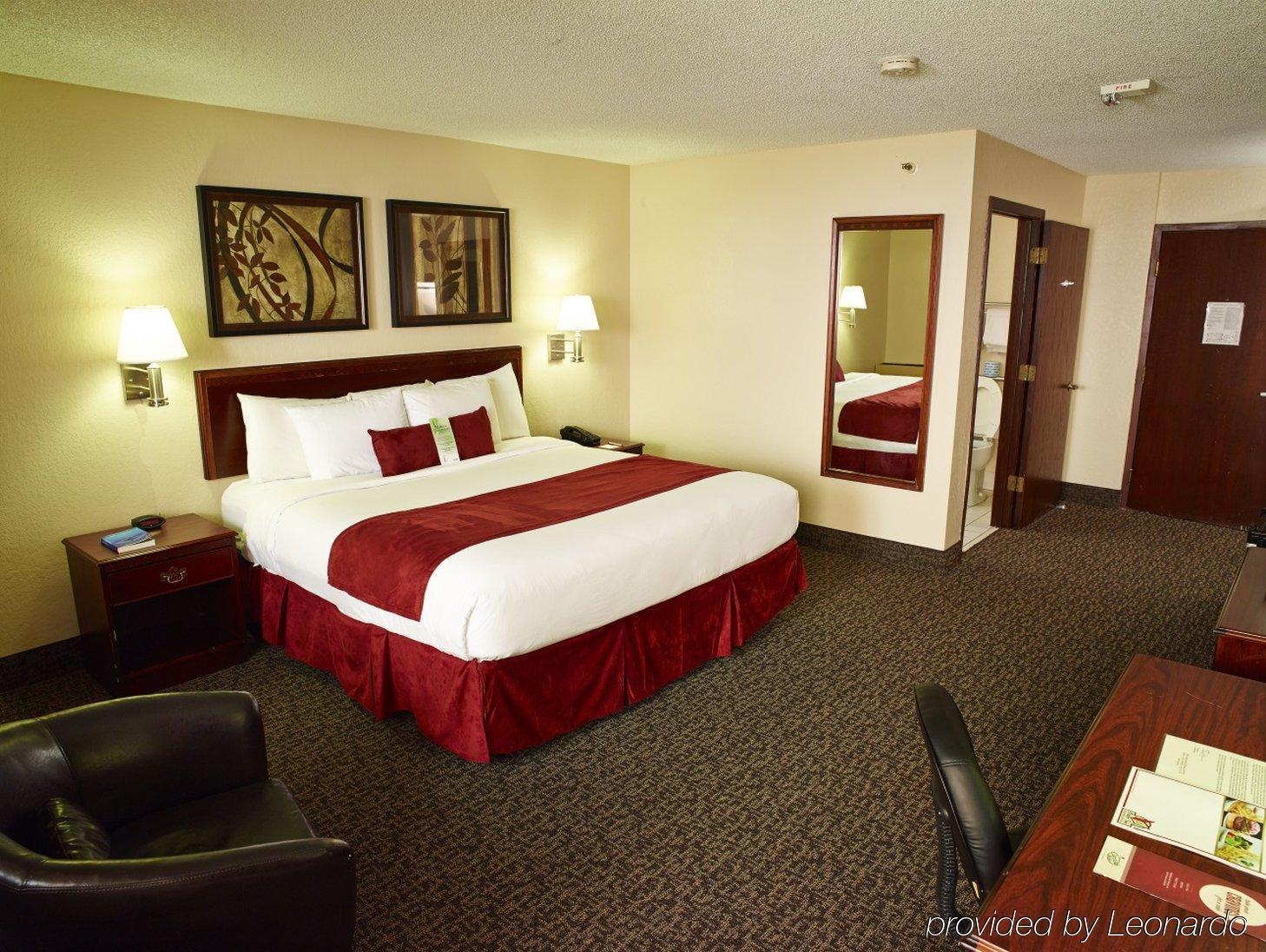 Livinn Hotel Minneapolis North / Fridley Bagian luar foto