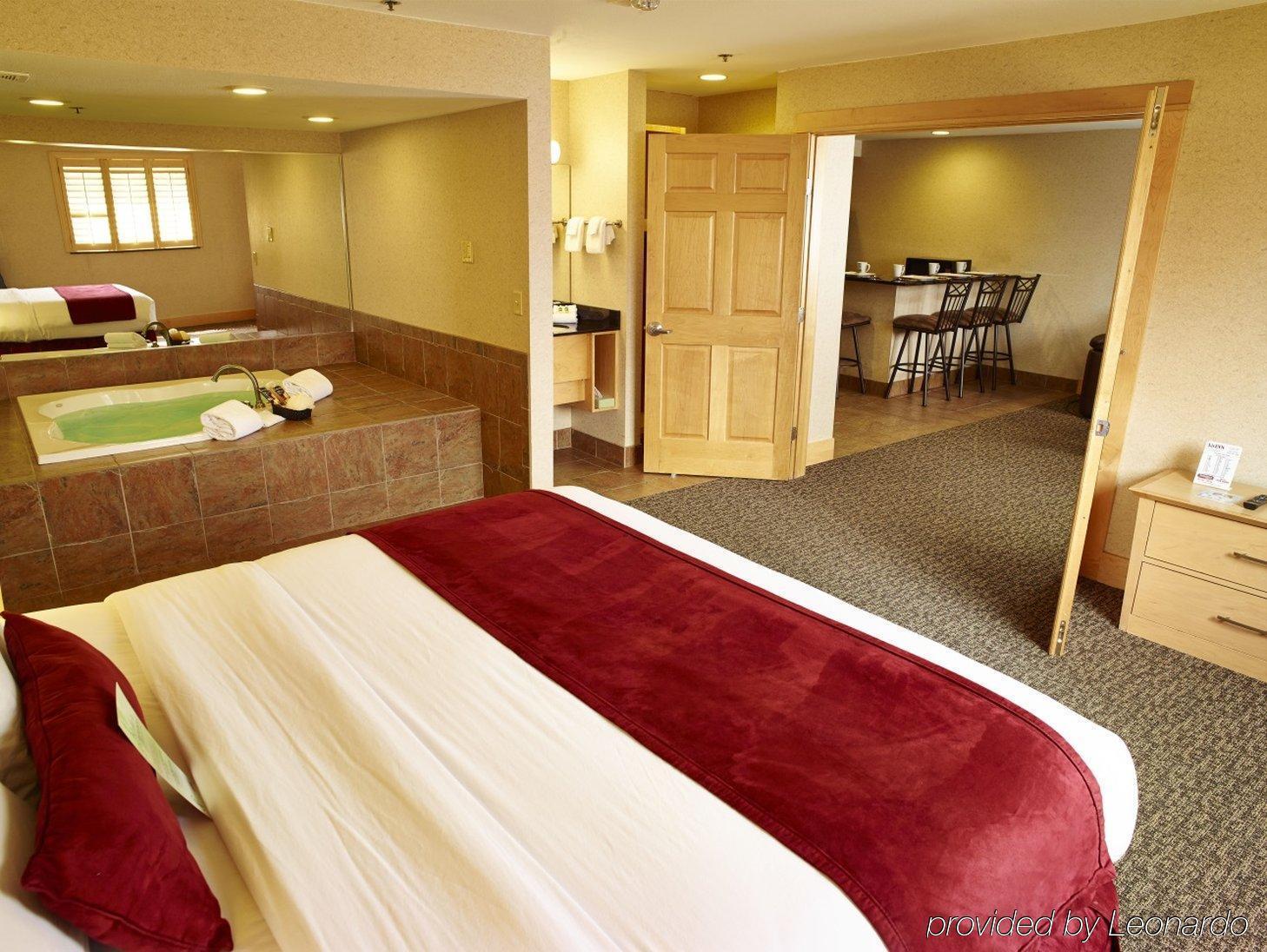 Livinn Hotel Minneapolis North / Fridley Bagian luar foto