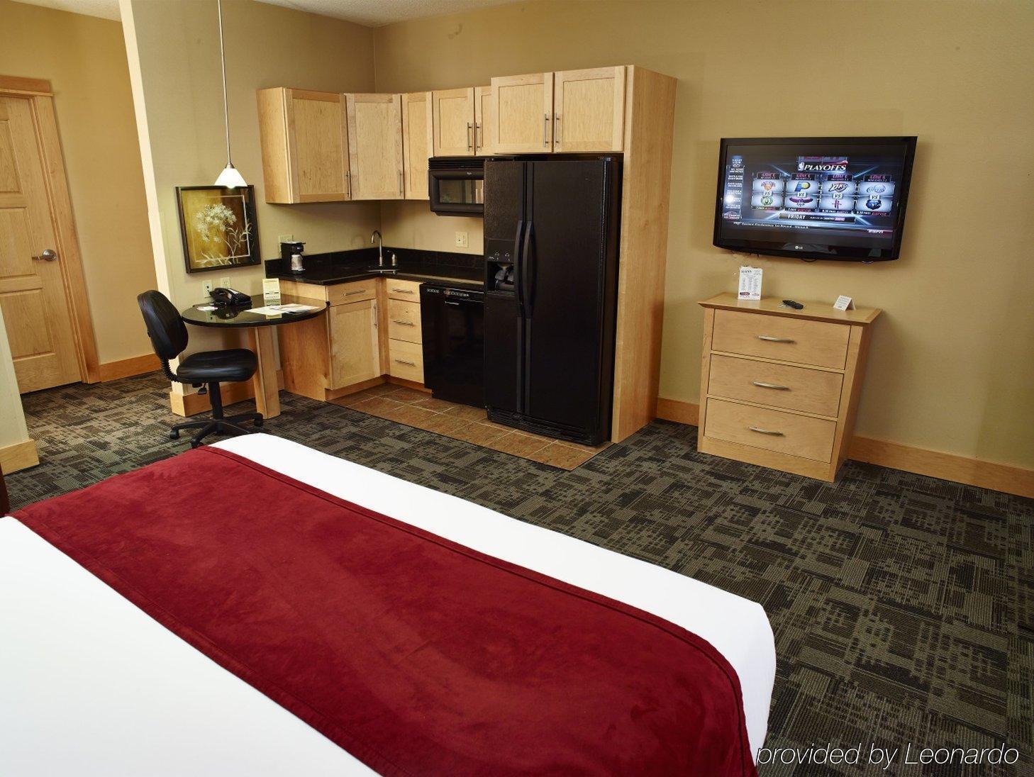 Livinn Hotel Minneapolis North / Fridley Bagian luar foto