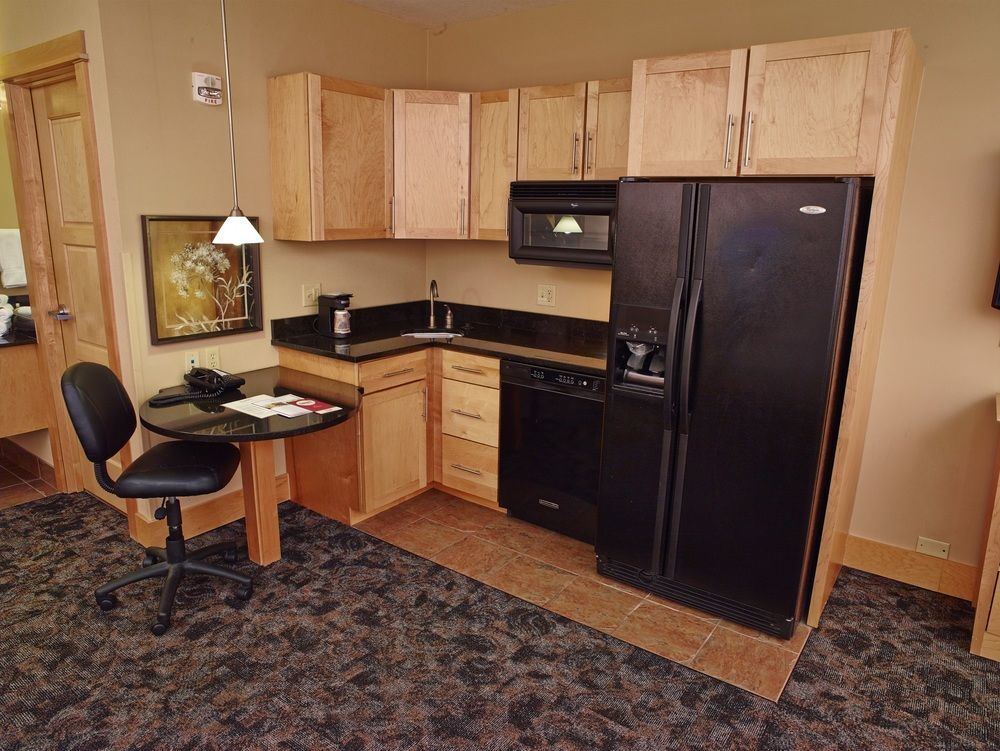Livinn Hotel Minneapolis North / Fridley Bagian luar foto