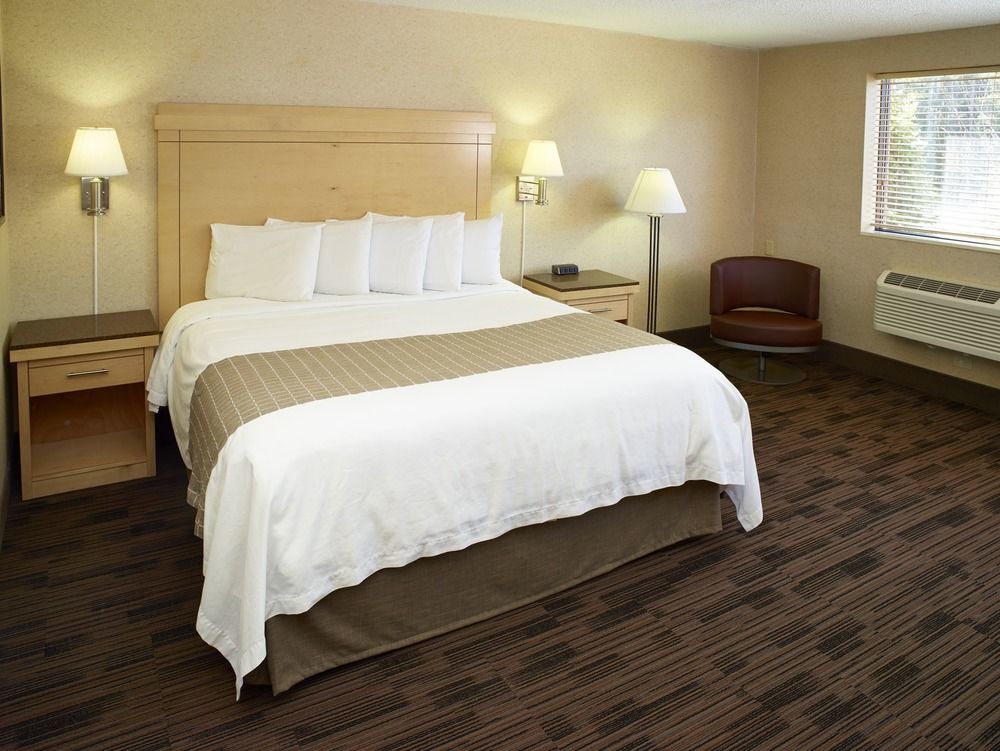 Livinn Hotel Minneapolis North / Fridley Bagian luar foto