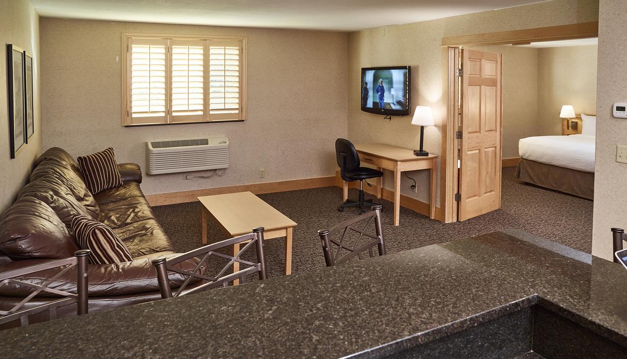 Livinn Hotel Minneapolis North / Fridley Bagian luar foto