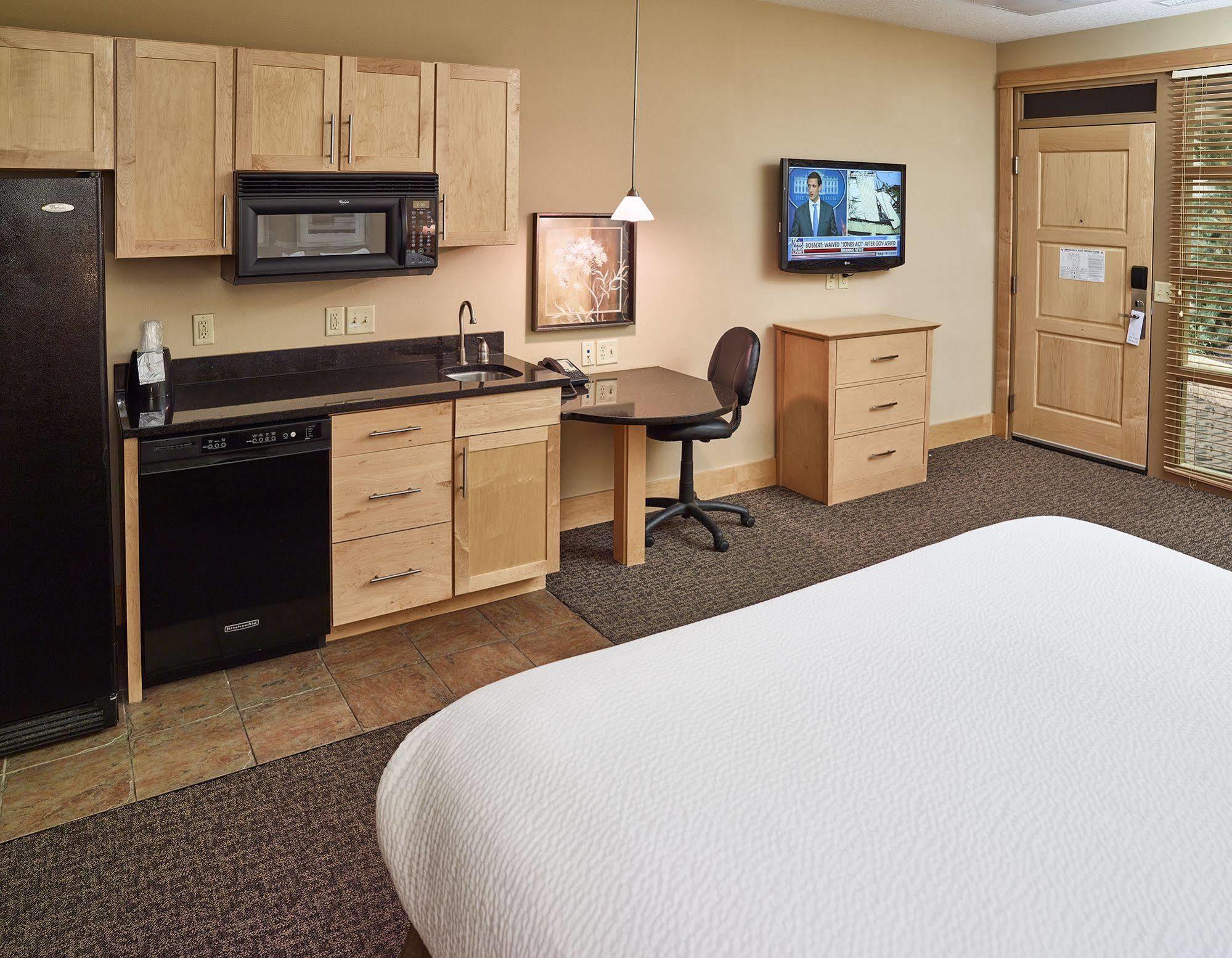 Livinn Hotel Minneapolis North / Fridley Bagian luar foto